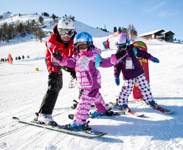 LessonsSwiss Snow Kids Village 3 to 5 years old ESS Veysonnaz